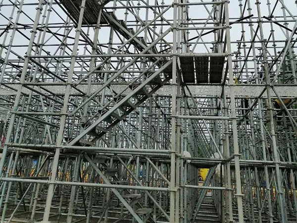 選擇沈陽腳手架租賃公司，為建筑工地添動力，安全高效施工！